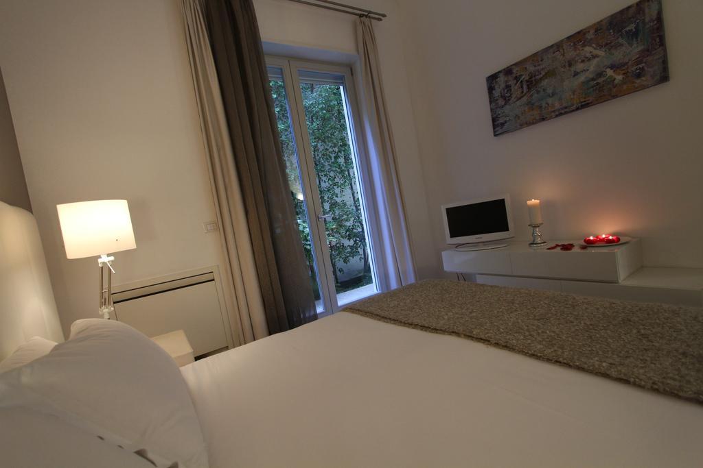 Soglow Business Class Hotel Мольфетта Номер фото