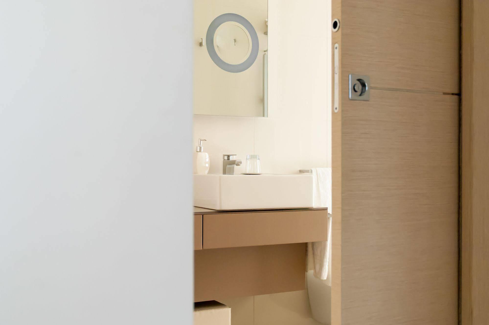 Soglow Business Class Hotel Мольфетта Экстерьер фото