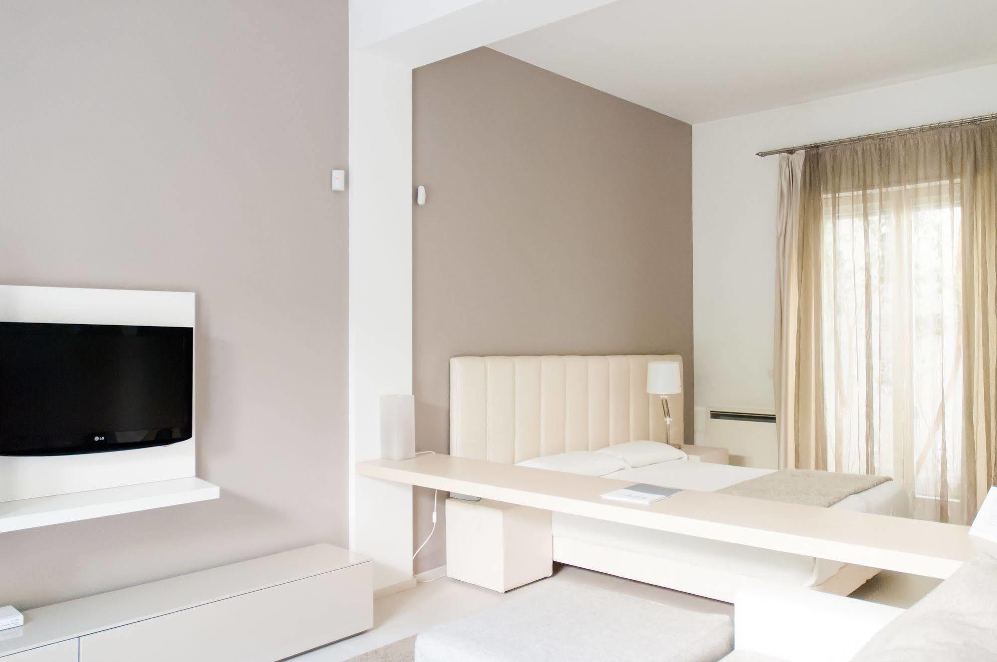Soglow Business Class Hotel Мольфетта Экстерьер фото